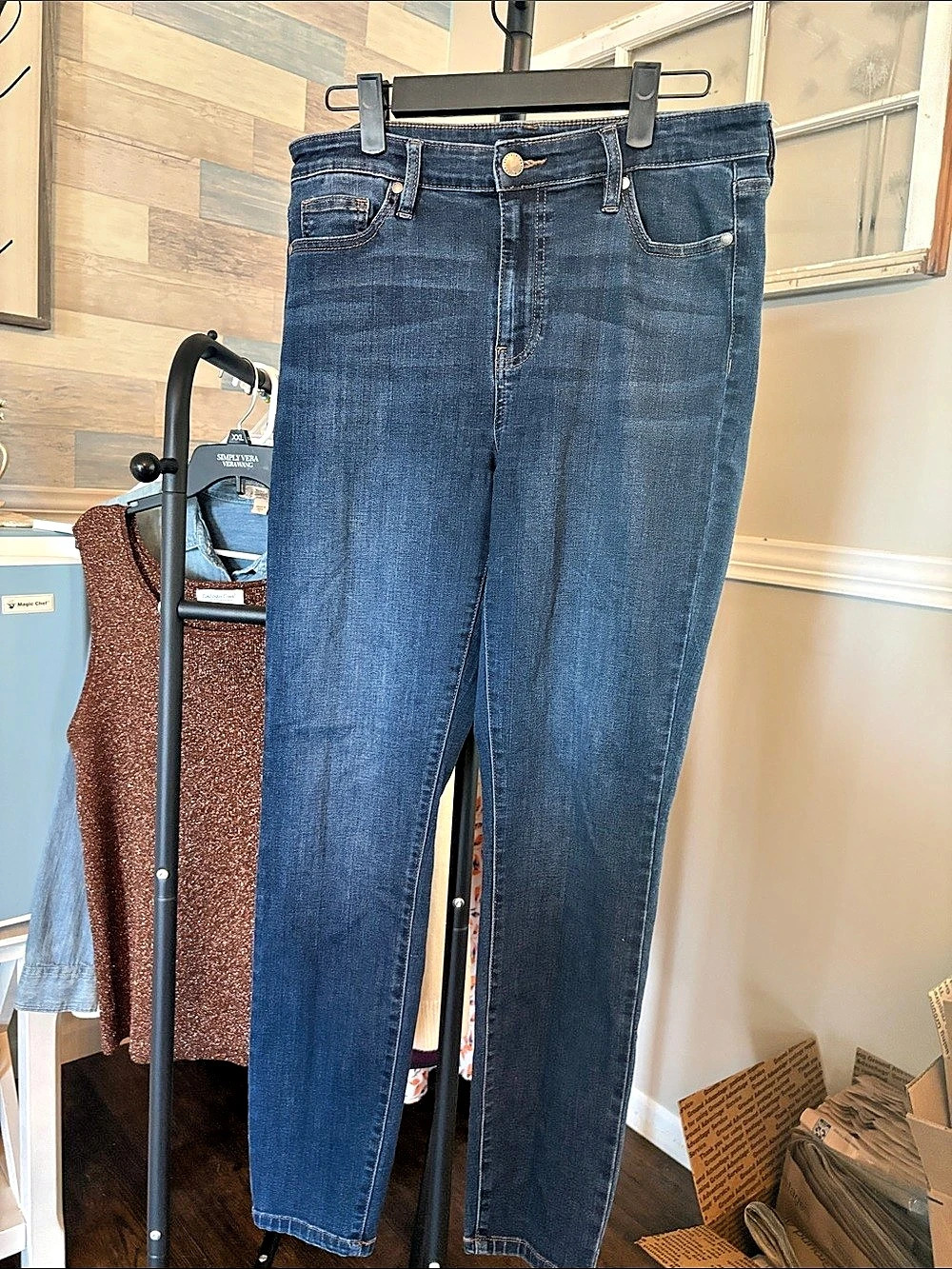 Buffalo David Bitton Molly Straight Leg Jeans in Blue Size 8 (29) Like New